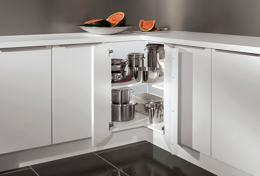 Marquardt Küchen: Eckunterschrank Einlegeböden