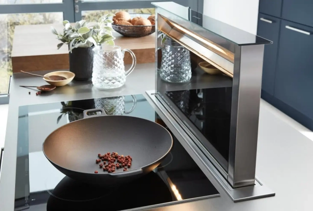 Kochfeld mit versenkbarem Downdraft?Abzug