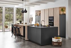 Moderne Holzküche